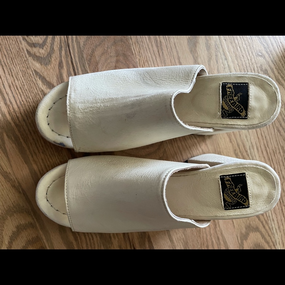 Freebird sandals Trina